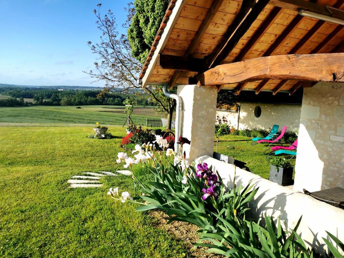 Gite De Charme Dans Un Cadre Calme Et Reposant Châtellerault Exteriör bild
